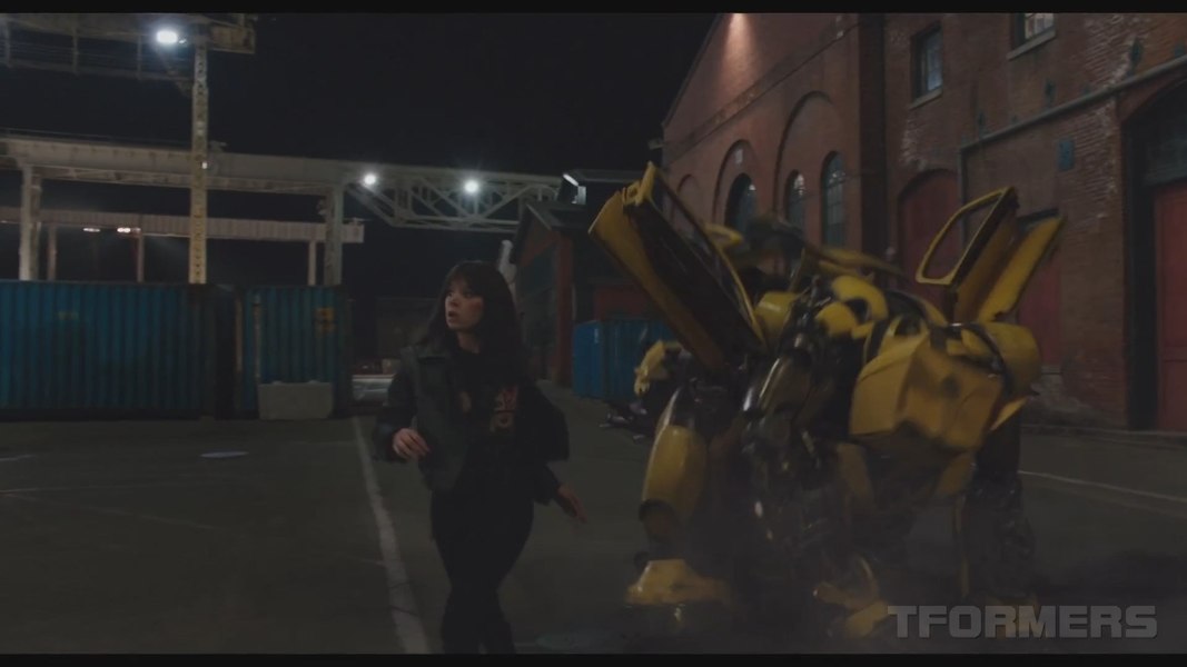 New Bumblebee Movie Trailer HD Screencap Gallery 077 (77 of 176)